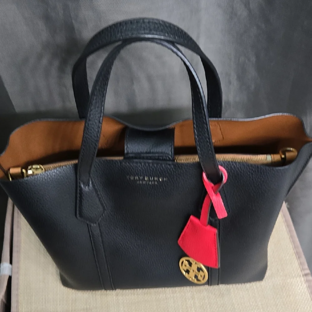 Tory Burch Black Tote EUC - Picture 13 of 14